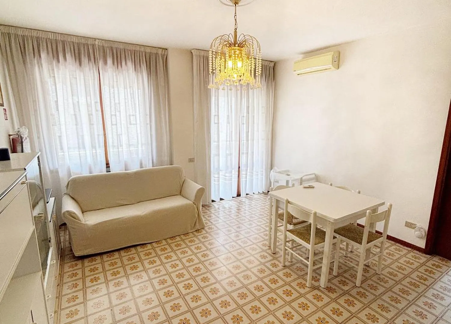 Condominio Olimpia 카오를레 0*,  이탈리아